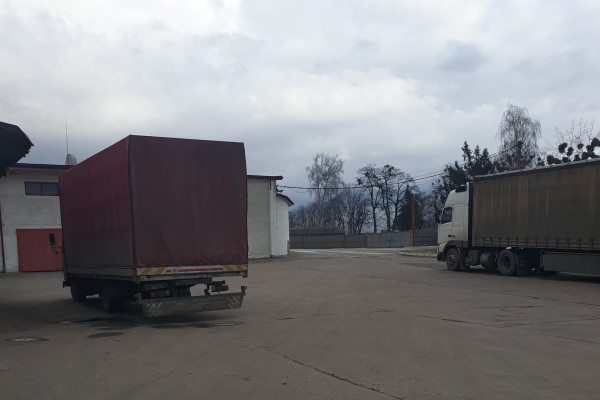 Действующий завод по производству безалкогольных напитков, минеральной воды и кукурузных палочек